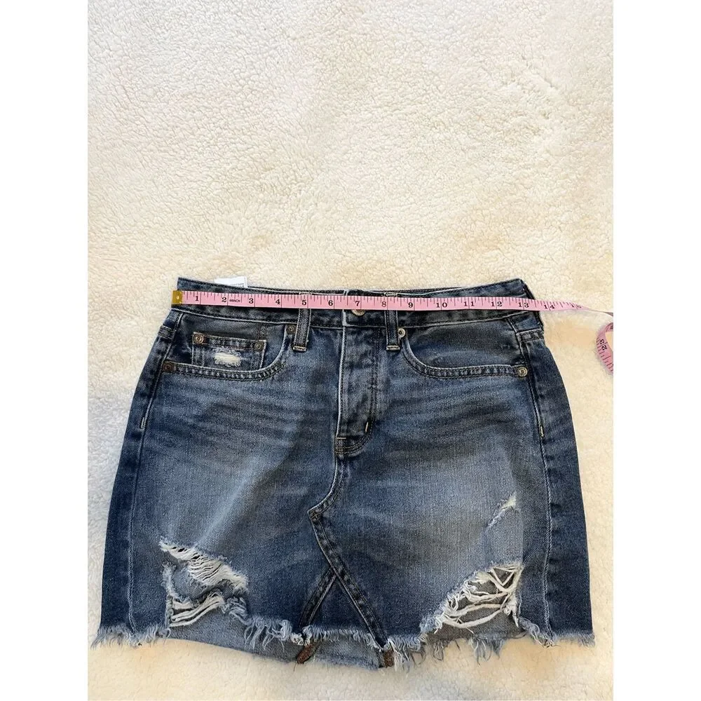 American Eagle Womens Skirt 0 Medium Wash Denim Button Fly Distressed Frayed Hem